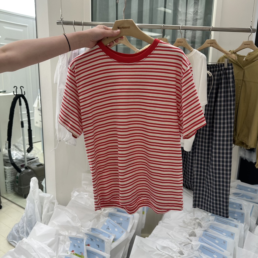 OURMOMENT東大門實拍女裝新款真品人氣休閑熱賣時尚T恤條紋OURMOMENTT恤圖色3