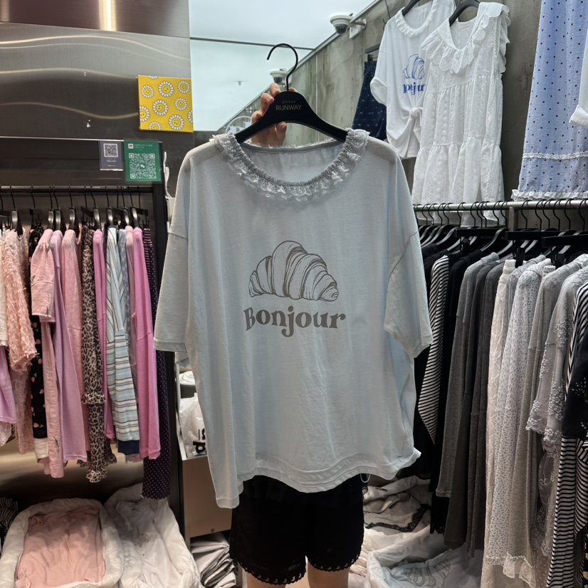 RUNWAY-런웨이韓國直郵女士新品推薦熱賣休閑時尚人氣T恤RUNWAYT恤圖色3