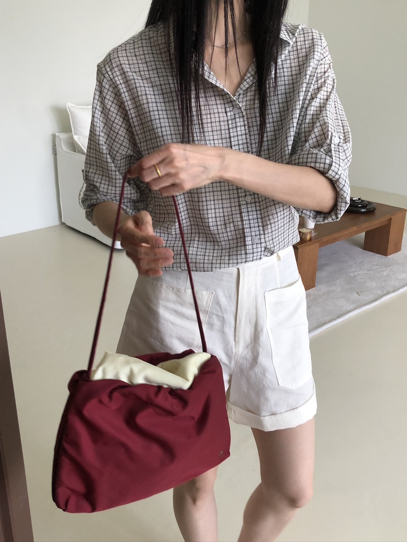 TORRE韓國直郵女裝新款推薦真品時尚人氣熱賣襯衫蕾絲衫絲綢TORRE襯衫/蕾絲衫