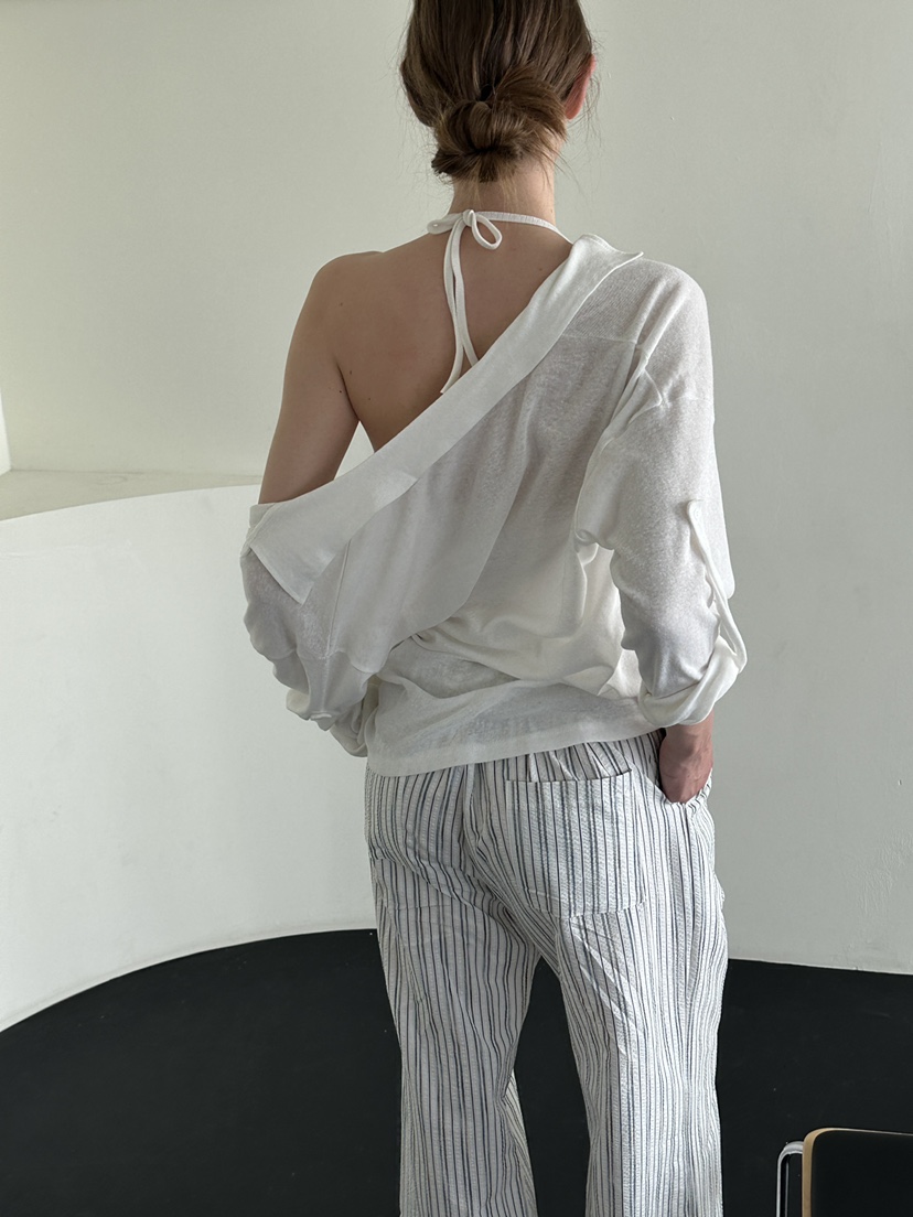 BOWIE韓國東大門直郵女裝新款時尚推薦職業長袖T恤V領深VBOWIE長袖T恤