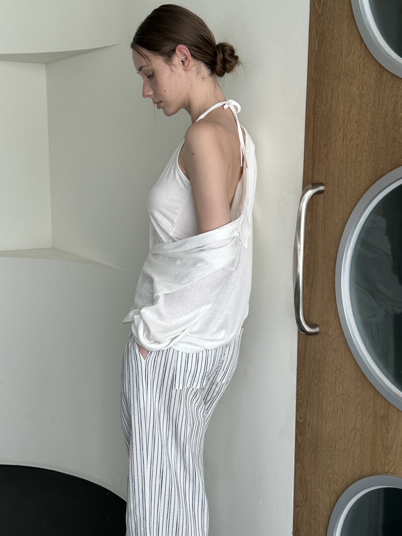 BOWIE韓國東大門直郵女裝新款時尚推薦職業長袖T恤V領深VBOWIE長袖T恤