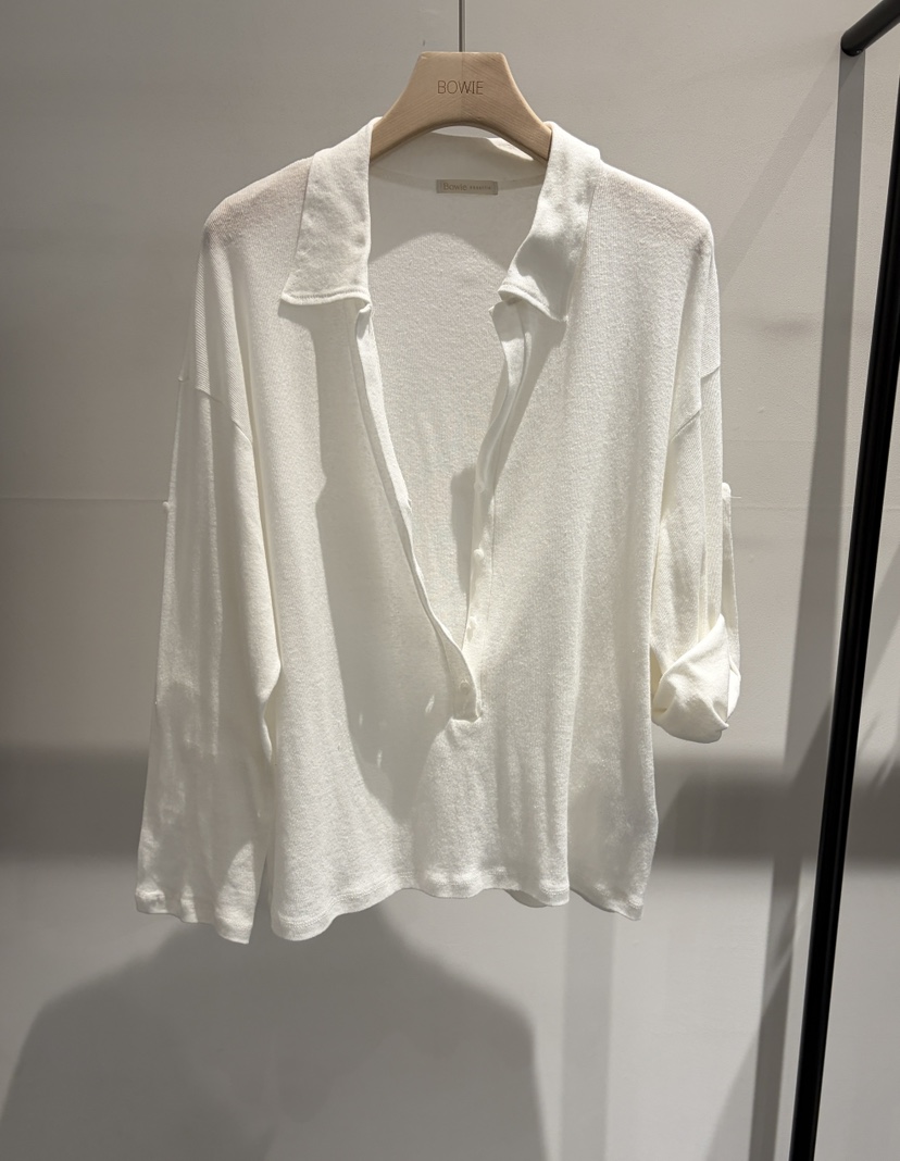 BOWIE韓國東大門直郵女裝新款時尚推薦職業長袖T恤V領深VBOWIE長袖T恤圖色3