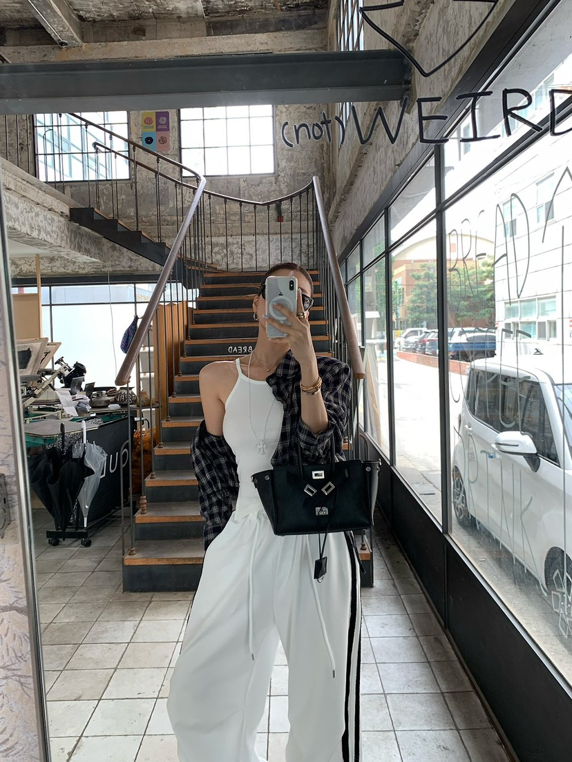 REVE CITE-L韓國代購女裝新款時尚熱賣襯衫蕾絲衫格子條紋REVE CITE-L襯衫/蕾絲衫