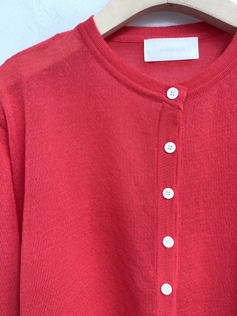 YIKHO STYLE韓國東大門直郵女士新款人氣職業時尚針織衫YIKHO STYLE針織衫