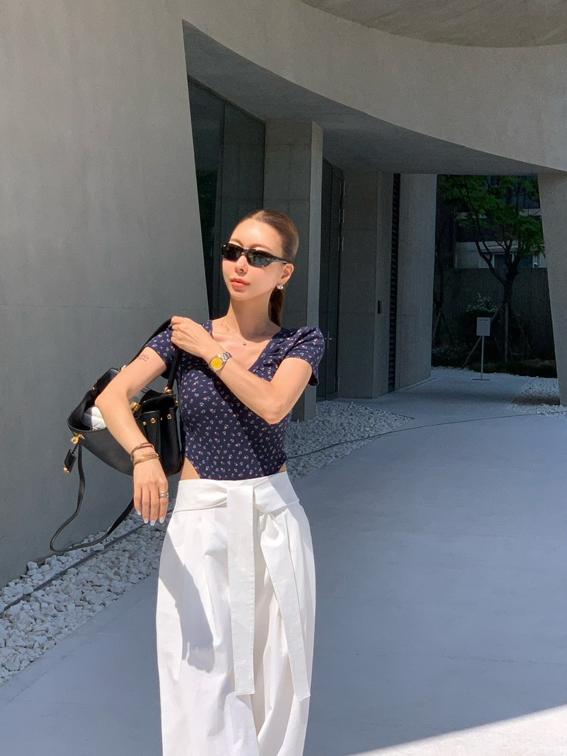 REVE CITE-L韓國直郵女士新品真品人氣26春夏時尚T恤褶皺REVE CITE-LT恤