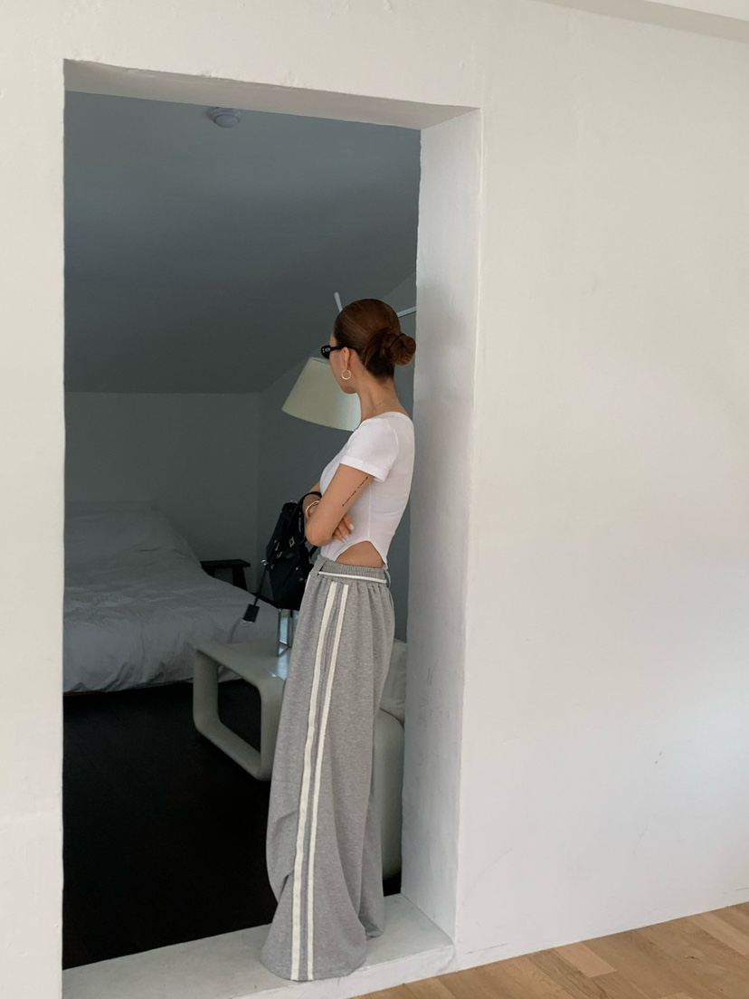 REVE CITE-L韓國直郵女士新品真品人氣26春夏時尚T恤褶皺REVE CITE-LT恤