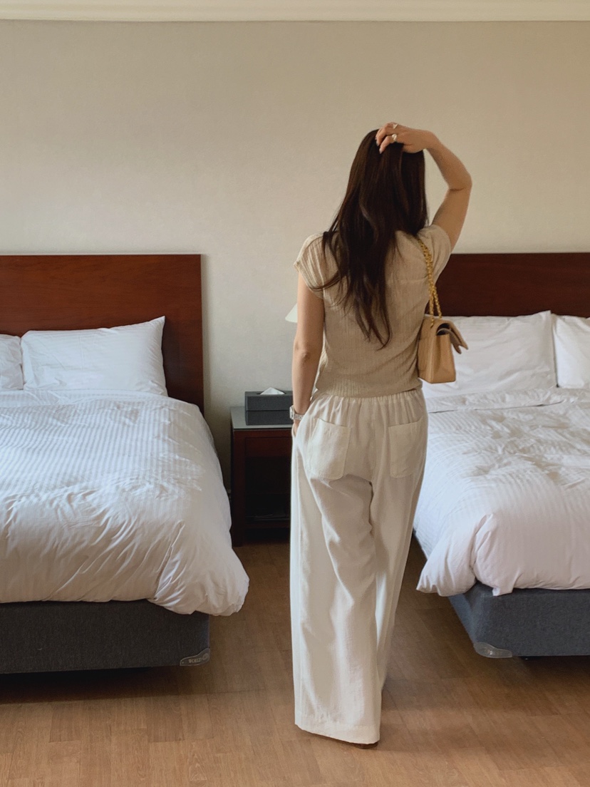 LA CREME韓國代購女士新款26夏季職業熱賣針織衫亞麻羅紋LA CREME針織衫