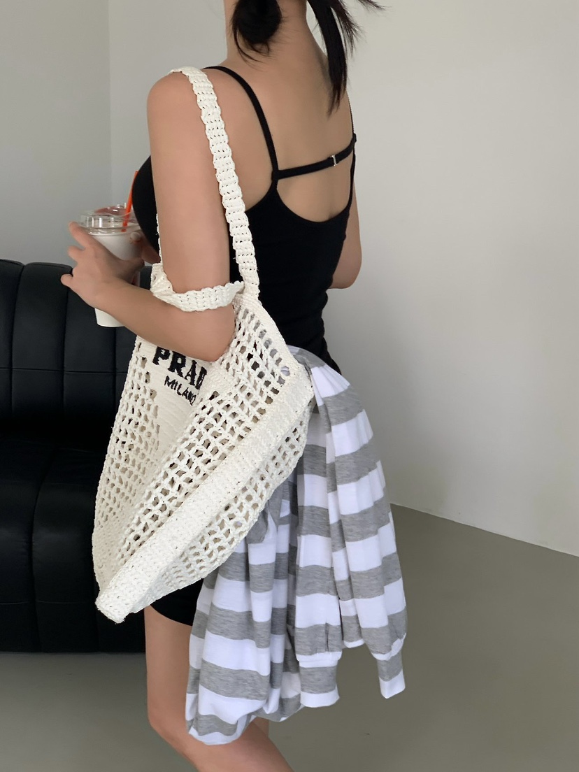 REVE CITE-L東大門實拍韓國女士新款26春夏推薦人氣連衣裙REVE CITE-L連衣裙