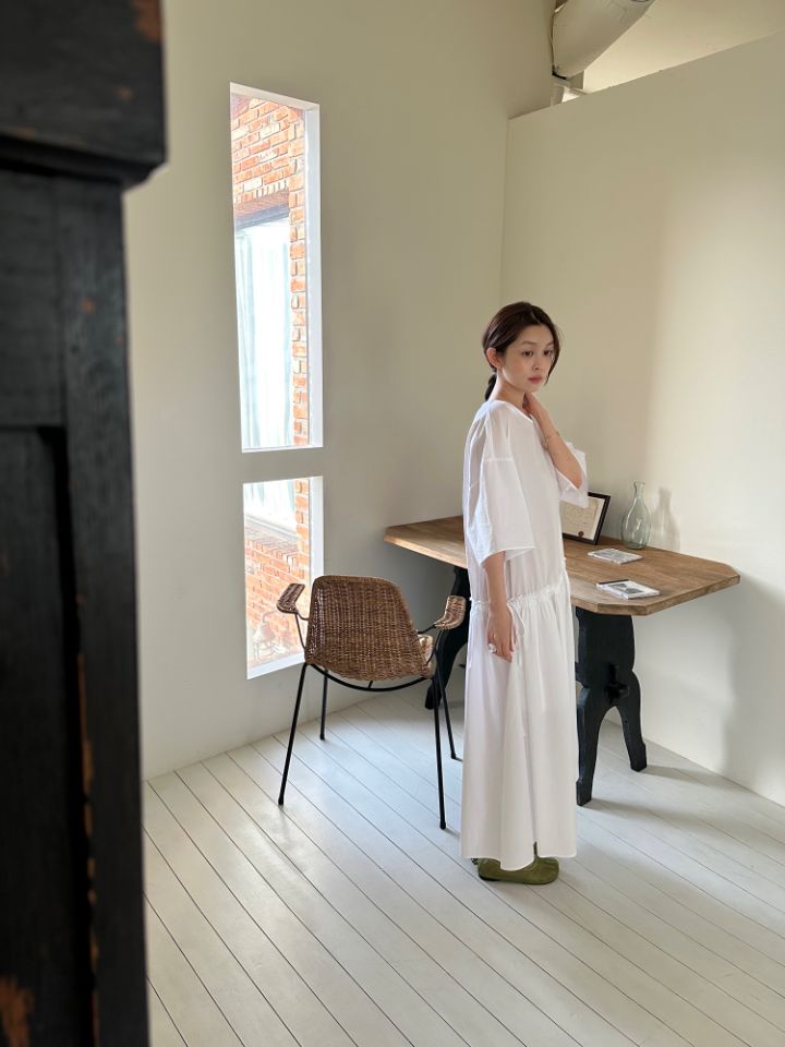 MARE韓國代購女裝新款時尚人氣真品推薦休閑熱賣連衣裙褶皺MARE連衣裙