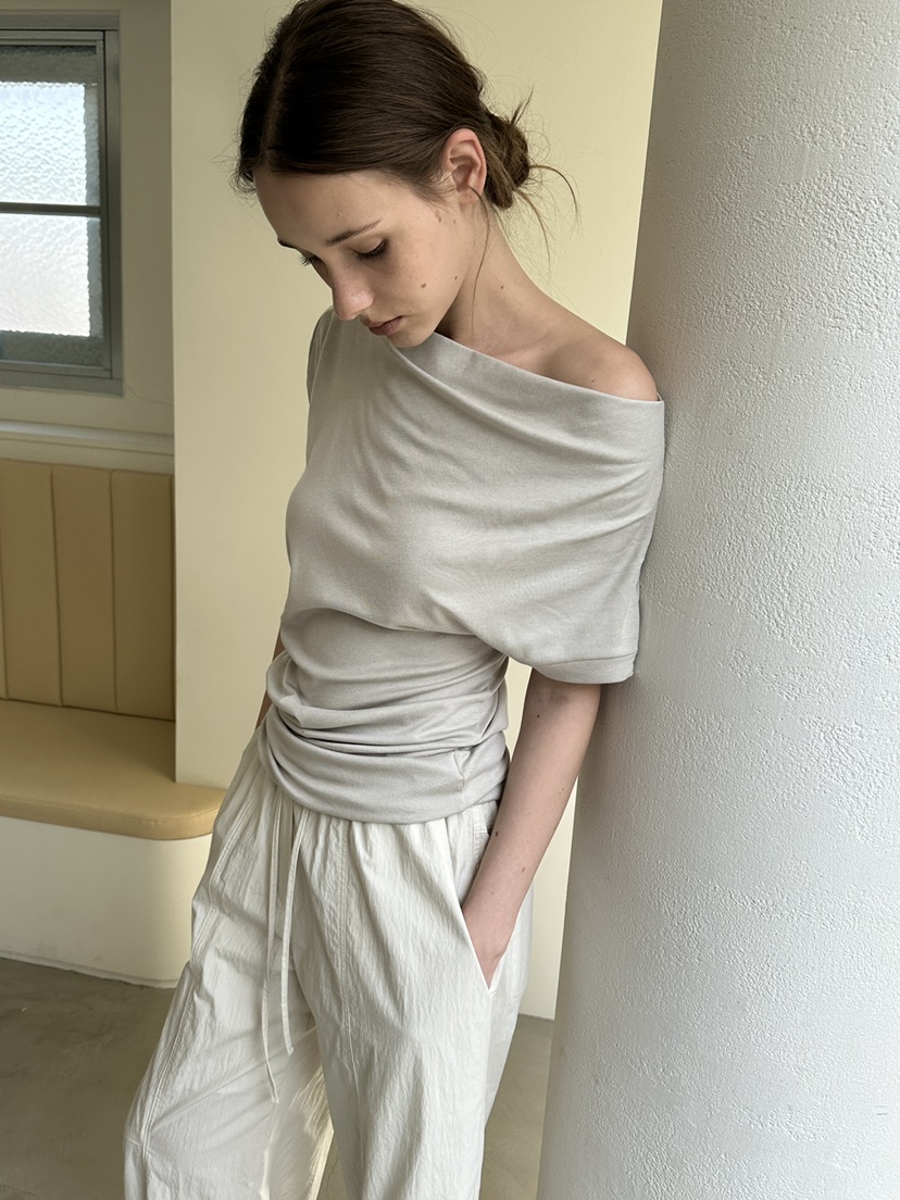 BOWIE韓國東大門代購女裝新品時尚人氣職業26春夏T恤露肩BOWIET恤