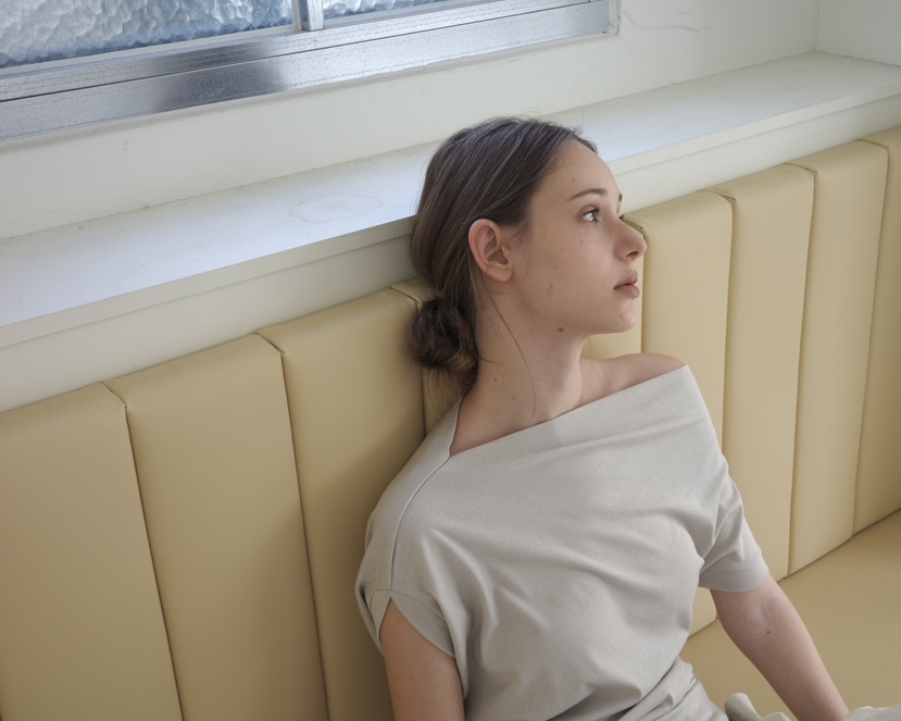 BOWIE韓國東大門代購女裝新品時尚人氣職業26春夏T恤露肩BOWIET恤