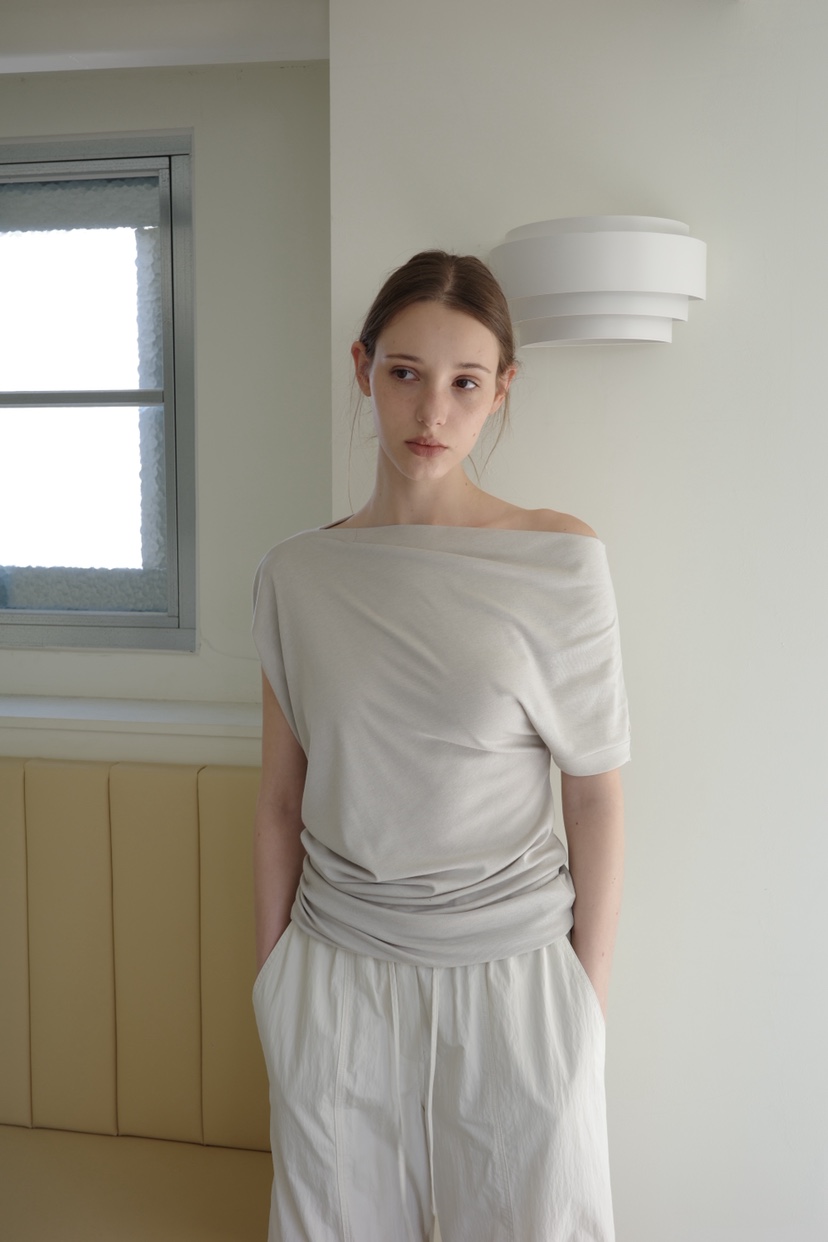 BOWIE韓國東大門代購女裝新品時尚人氣職業26春夏T恤露肩BOWIET恤