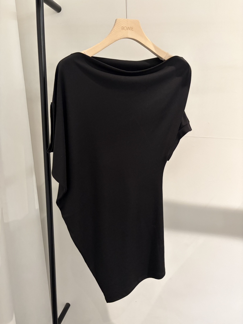 BOWIE韓國東大門代購女裝新品時尚人氣職業26春夏T恤露肩BOWIET恤圖色4