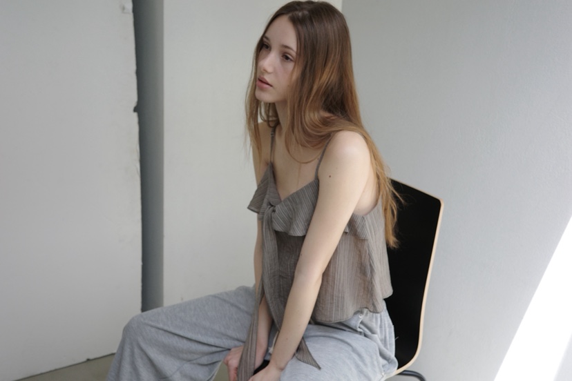 BOWIE韓國直郵女士新品26春夏休閑推薦職業熱賣吊帶背心系帶BOWIE吊帶/背心