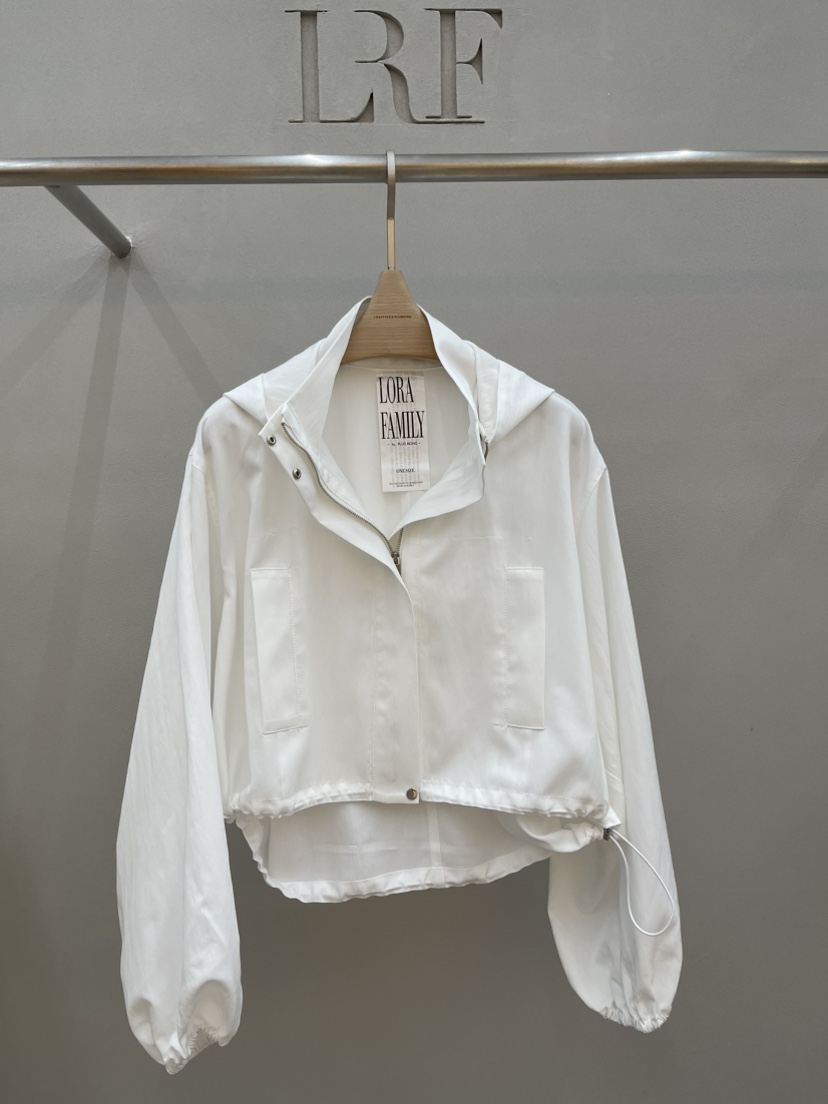 PLUS HONG-P韓國直郵實拍女裝新品時尚推薦熱賣夾克連帽LORA FAMILY/PLUS HONG夾克圖色2