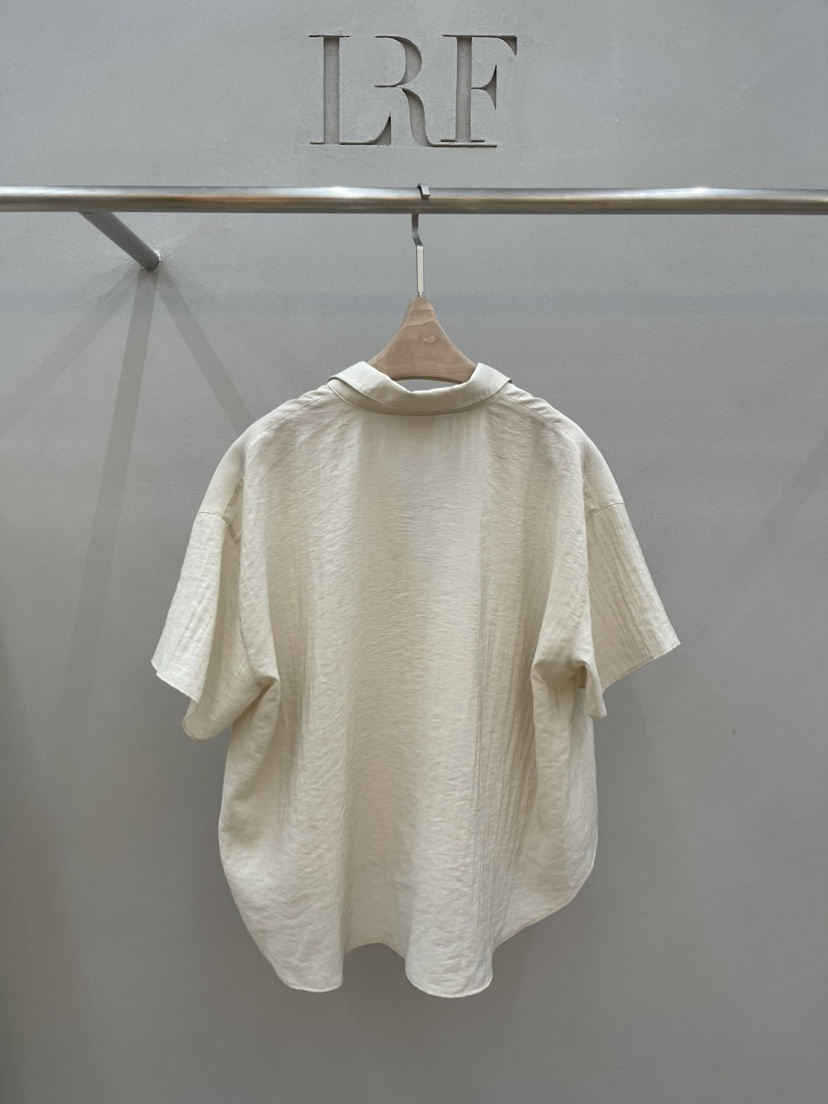 PLUS HONG-P東大門代購女裝新款推薦休閑時尚襯衫蕾絲衫LORA FAMILY/PLUS HONG襯衫/蕾絲衫