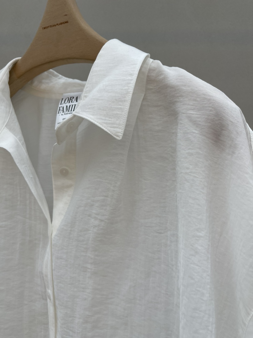 PLUS HONG-P東大門代購女裝新款推薦休閑時尚襯衫蕾絲衫LORA FAMILY/PLUS HONG襯衫/蕾絲衫