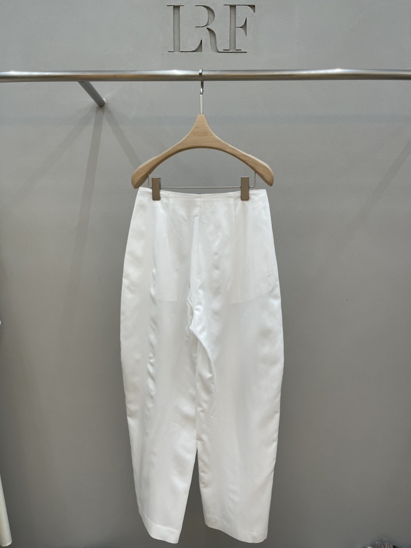 PLUS HONG-P韓國直郵女士新款職業推薦休閑26夏季休閑褲LORA FAMILY/PLUS HONG休閑褲