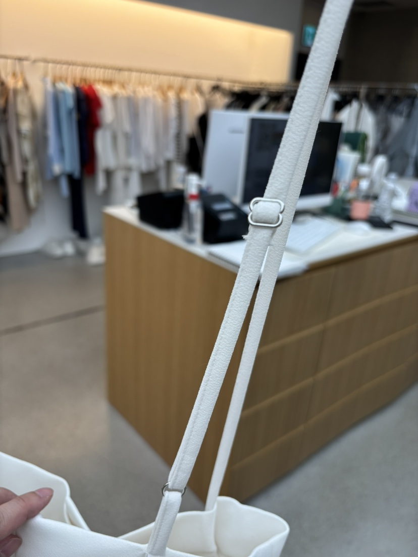 JUJU韓國東大門代購女裝新品人氣26春夏休閑時尚26夏季背帶褲JUJU背帶褲