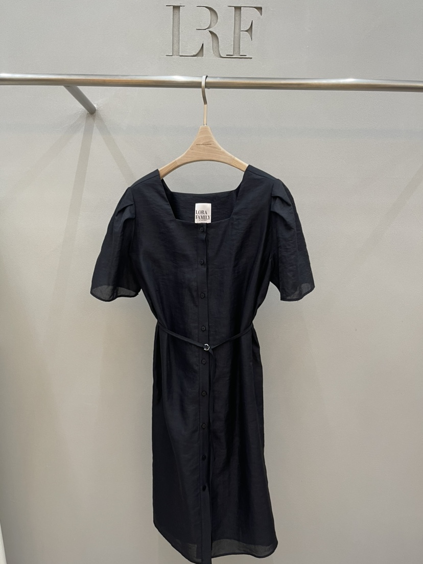 PLUS HONG-P韓國代購女裝新款26夏季人氣職業連衣裙含腰繩LORA FAMILY/PLUS HONG連衣裙圖色2