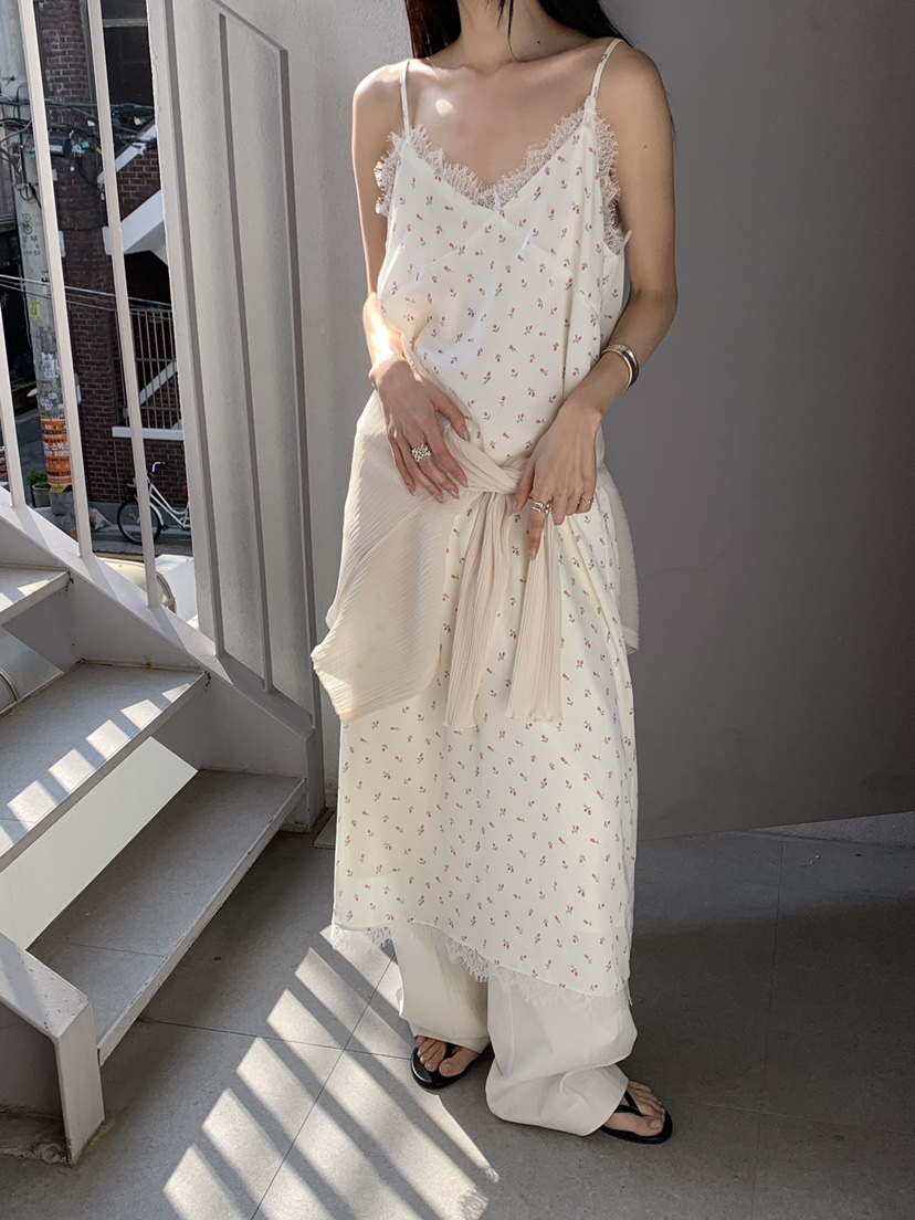 B_GARDER韓國代購女裝新品職業人氣真品時尚休閑連衣裙緞B.GARDER連衣裙