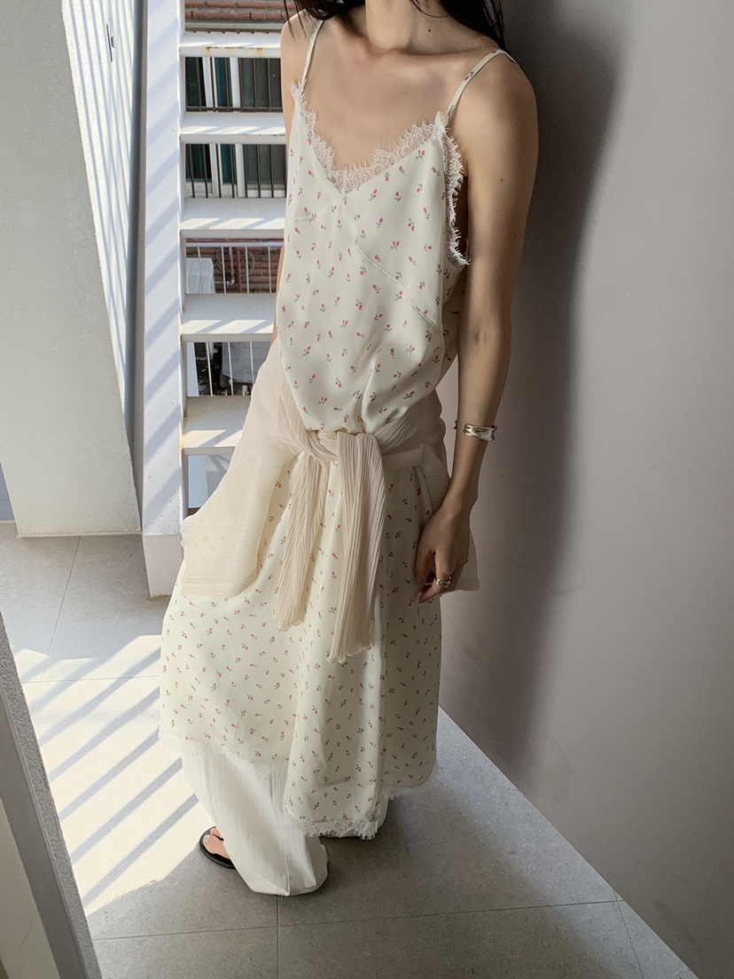 B_GARDER韓國代購女裝新品職業人氣真品時尚休閑連衣裙緞B.GARDER連衣裙