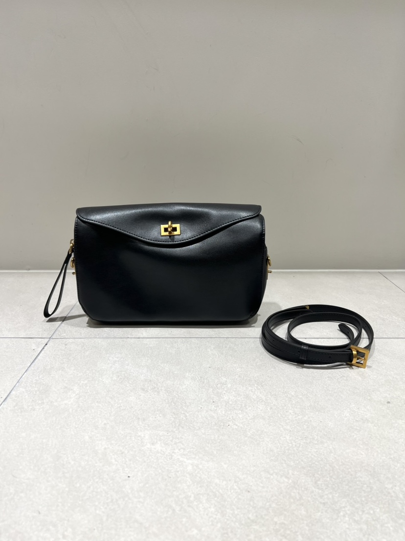 CESTLAVIE東大門實拍女士新款熱賣單肩斜跨包有長肩帶牛皮CESTLAVIE單肩/斜跨包圖色1