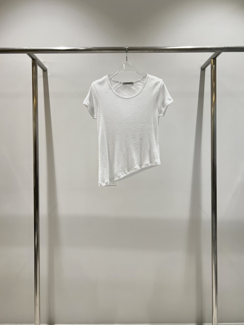 CESTLAVIE東大門直郵女士新款時尚休閑26春夏熱賣T恤U領毛絨CESTLAVIET恤圖色2