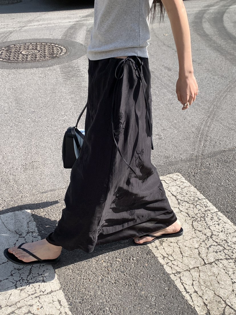 B_GARDER東大門直郵女裝新款真品26春夏休閑時尚熱賣長裙B.GARDER長裙