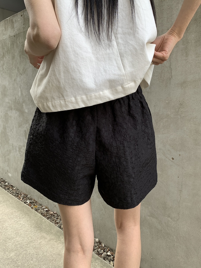 B_GARDER韓國直郵實拍女士新款熱賣職業時尚26春夏短褲提花B.GARDER短褲