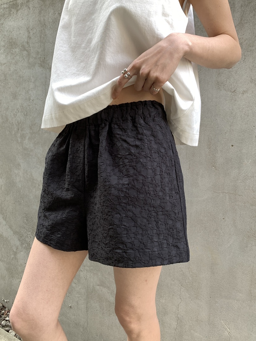 B_GARDER韓國直郵實拍女士新款熱賣職業時尚26春夏短褲提花B.GARDER短褲