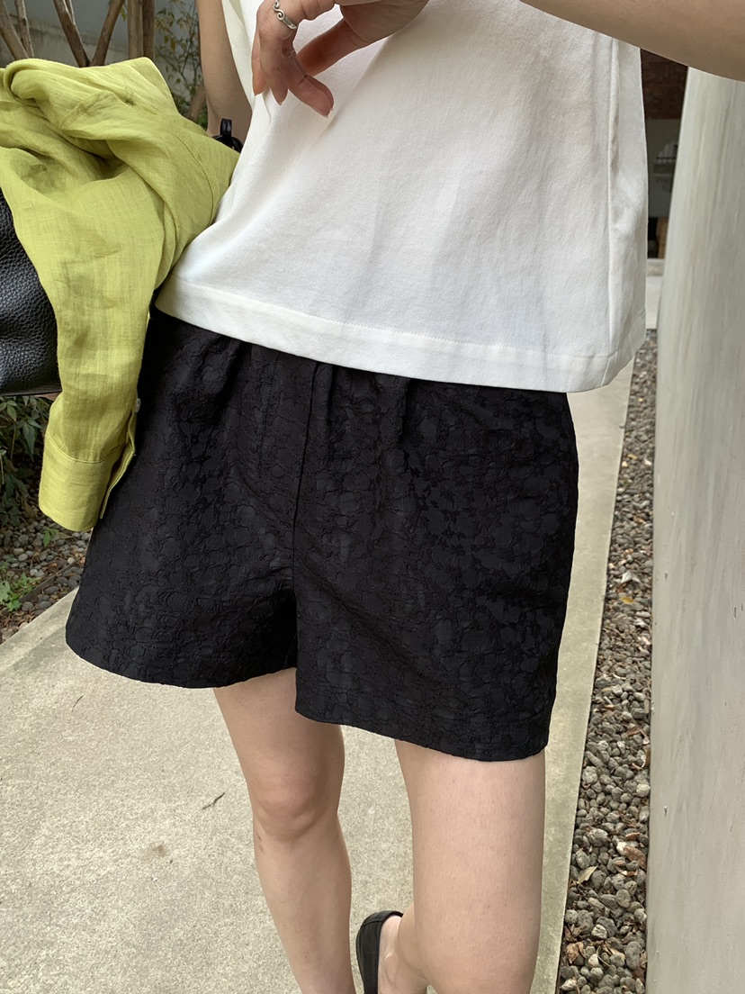 B_GARDER韓國直郵實拍女士新款熱賣職業時尚26春夏短褲提花B.GARDER短褲