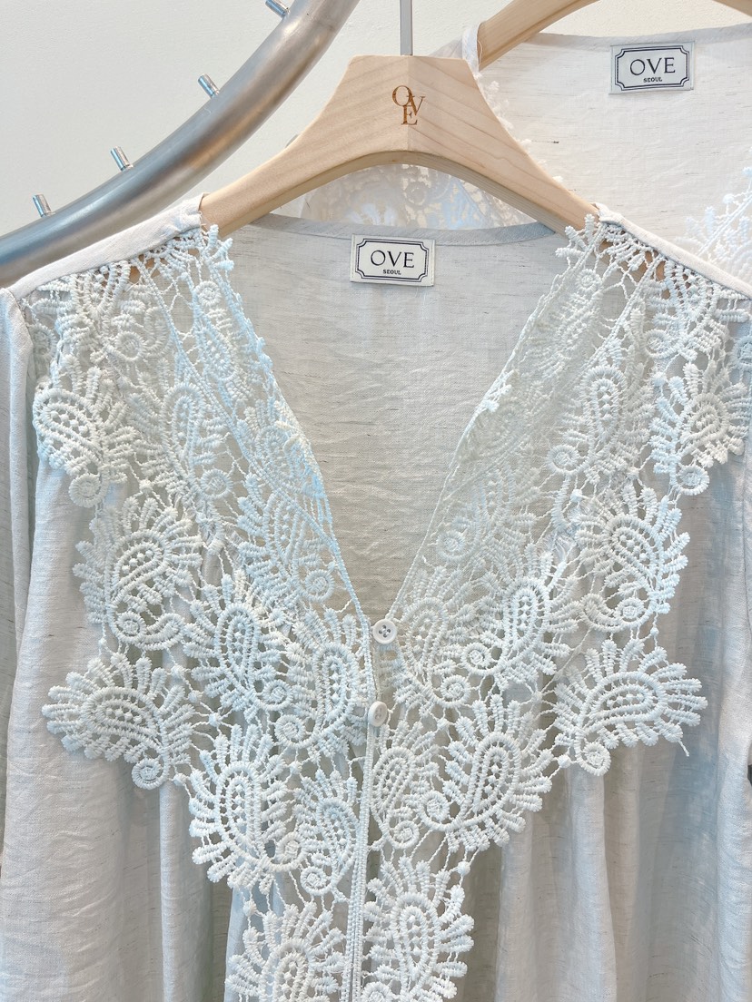 OVE韓國直郵實拍女士新品人氣26夏季推薦休閑襯衫蕾絲衫蕾絲OVE襯衫/蕾絲衫
