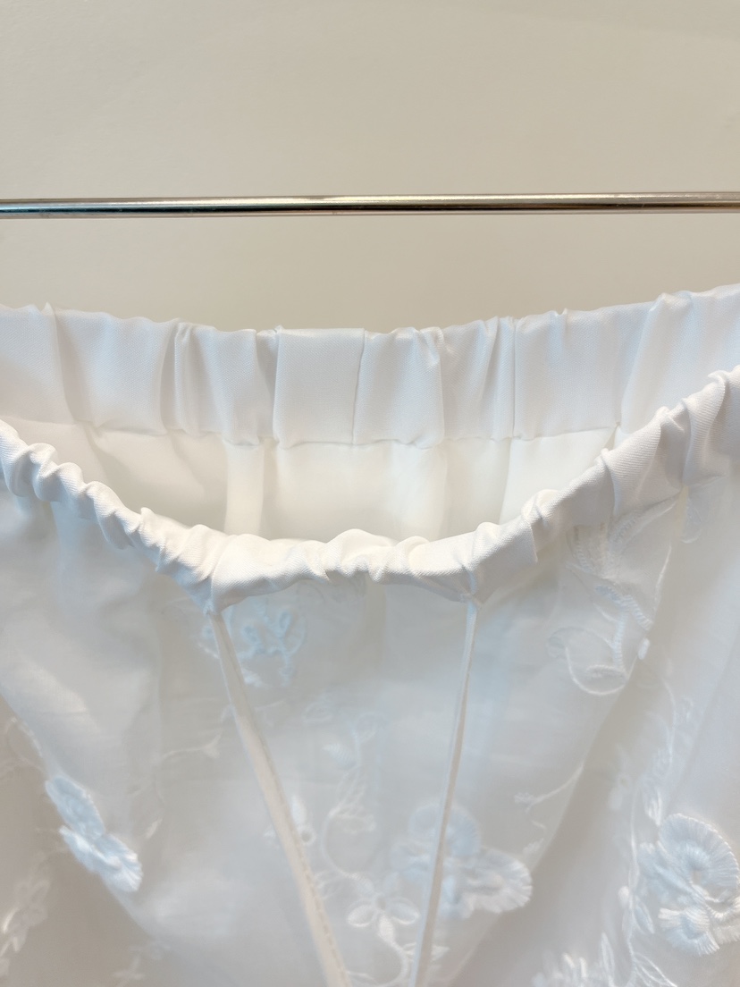 OVE韓國代購女裝新款休閑時尚職業推薦26春夏半身裙中短裙刺繡OVE半身裙/中短裙