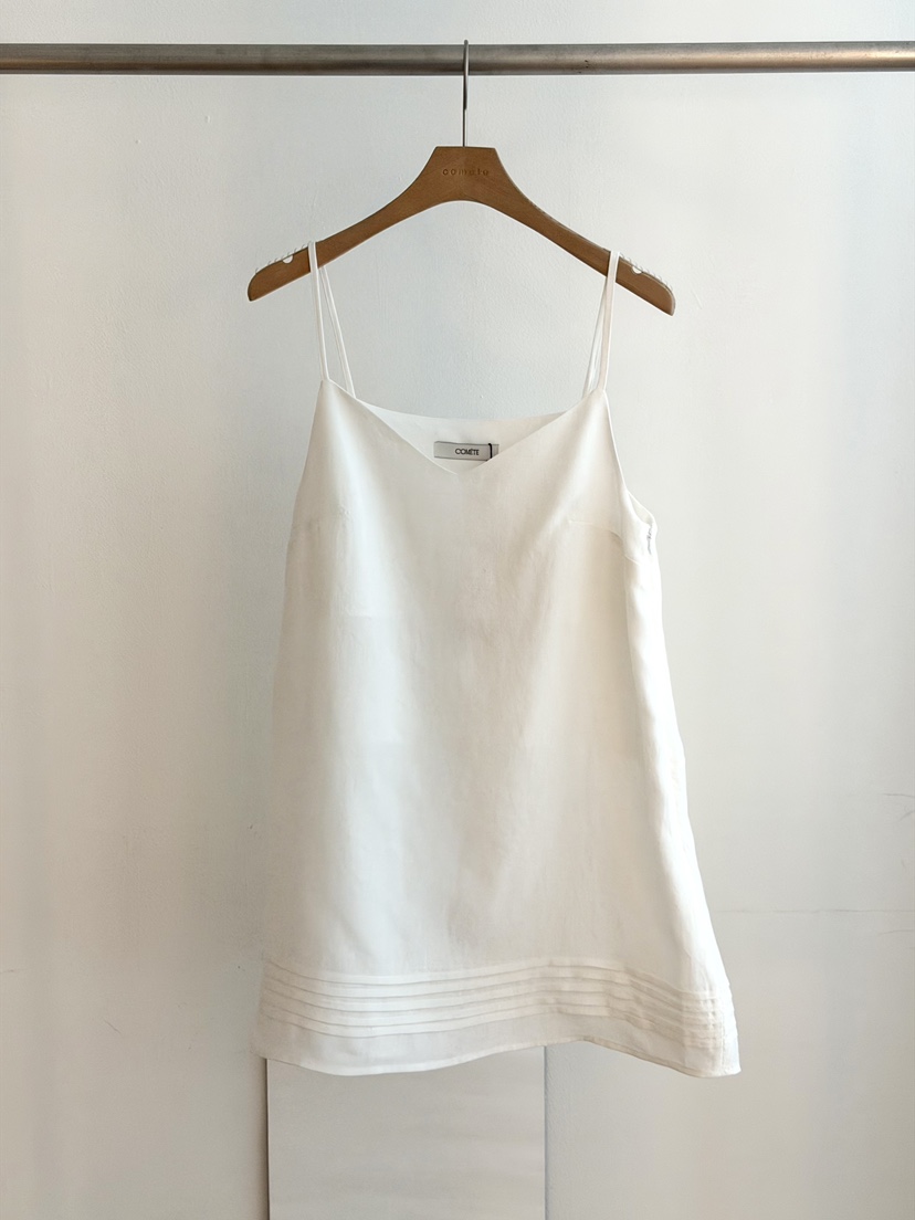 COMETE韓國東大門代購女士新款26夏季26春夏吊帶背心天絲褶裥COMETE吊帶/背心圖色1