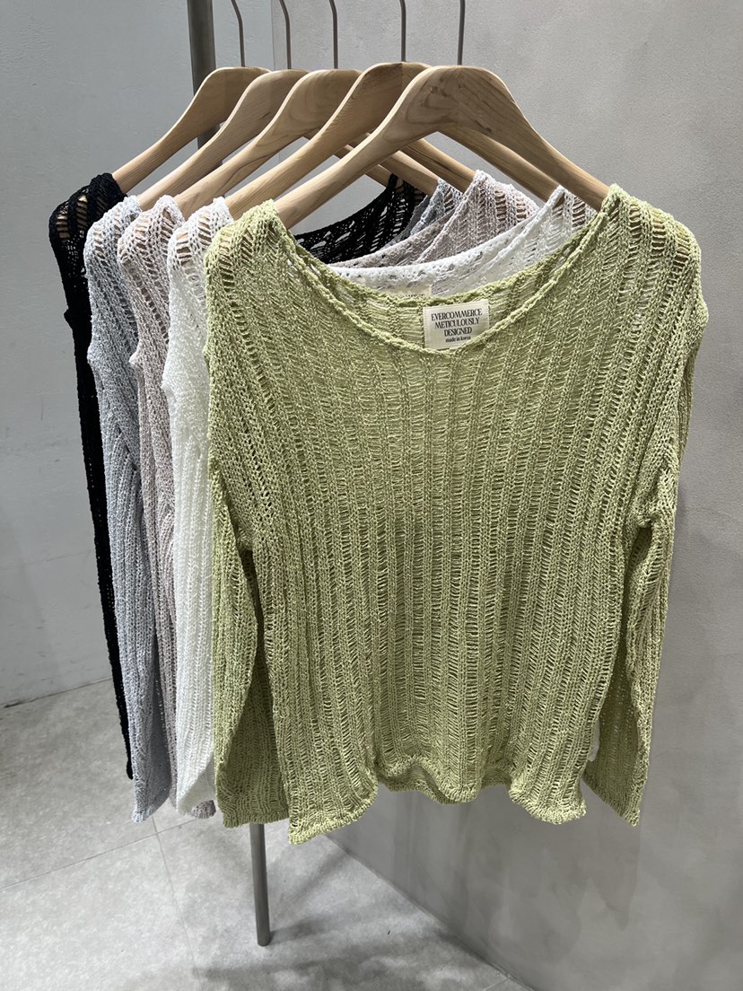 EVERCOMMERCE METICULOUSLY DESIGNED韓國直郵女士新款熱賣針織衫EVERCOMMERCE METICULOUSLY DESIGNED針織衫