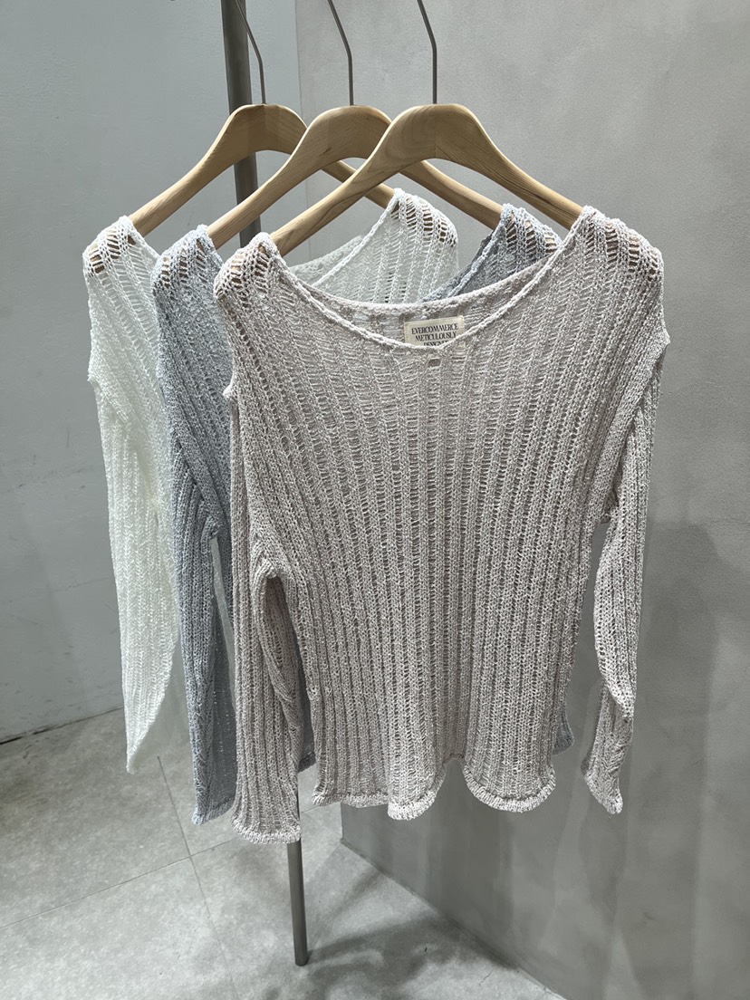 EVERCOMMERCE METICULOUSLY DESIGNED韓國直郵女士新款熱賣針織衫EVERCOMMERCE METICULOUSLY DESIGNED針織衫