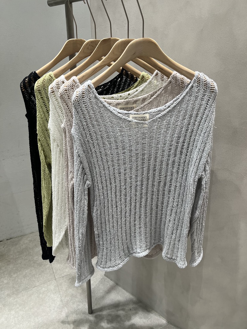 EVERCOMMERCE METICULOUSLY DESIGNED韓國直郵女士新款熱賣針織衫EVERCOMMERCE METICULOUSLY DESIGNED針織衫