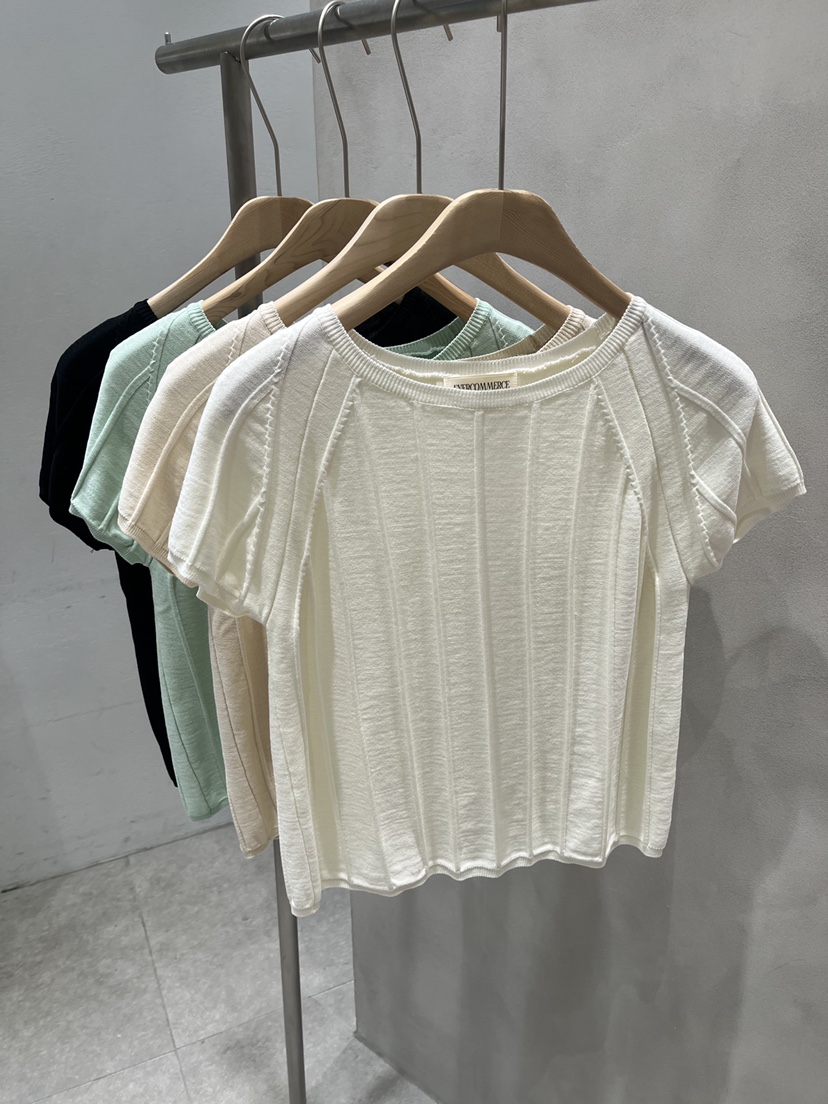 EVERCOMMERCE METICULOUSLY DESIGNED東大門實拍韓國女裝新品推薦針織衫EVERCOMMERCE METICULOUSLY DESIGNED針織衫