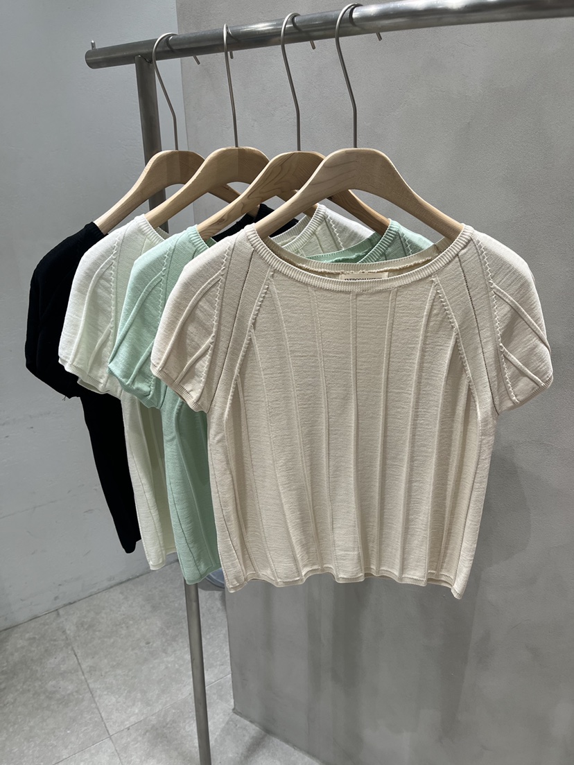 EVERCOMMERCE METICULOUSLY DESIGNED東大門實拍韓國女裝新品推薦針織衫EVERCOMMERCE METICULOUSLY DESIGNED針織衫