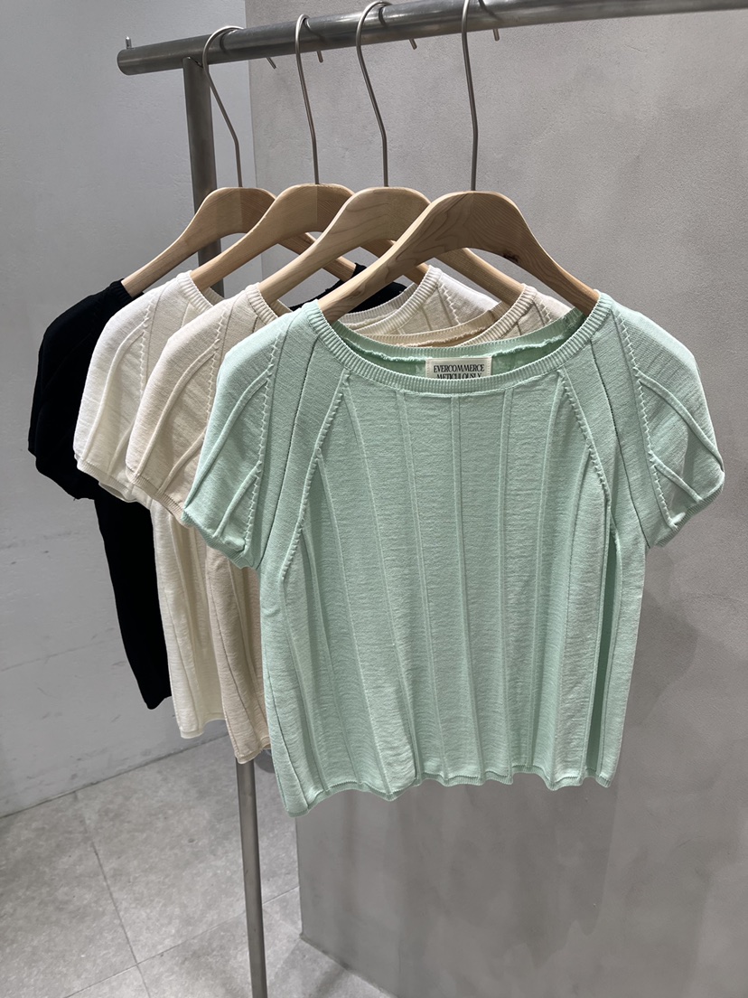 EVERCOMMERCE METICULOUSLY DESIGNED東大門實拍韓國女裝新品推薦針織衫EVERCOMMERCE METICULOUSLY DESIGNED針織衫