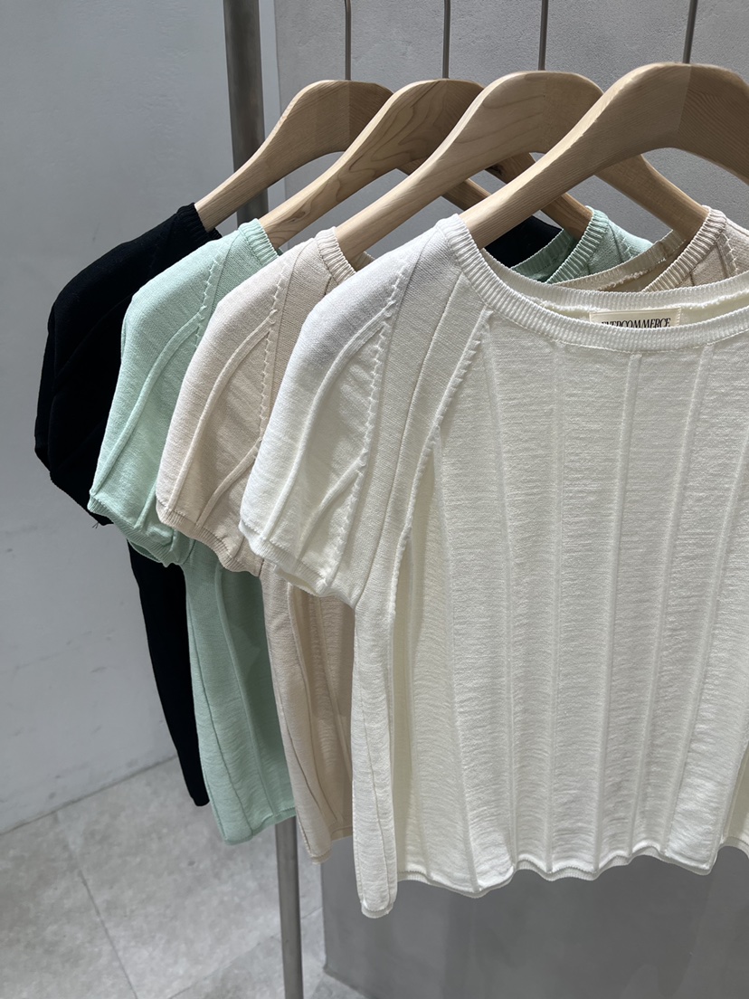 EVERCOMMERCE METICULOUSLY DESIGNED東大門實拍韓國女裝新品推薦針織衫EVERCOMMERCE METICULOUSLY DESIGNED針織衫