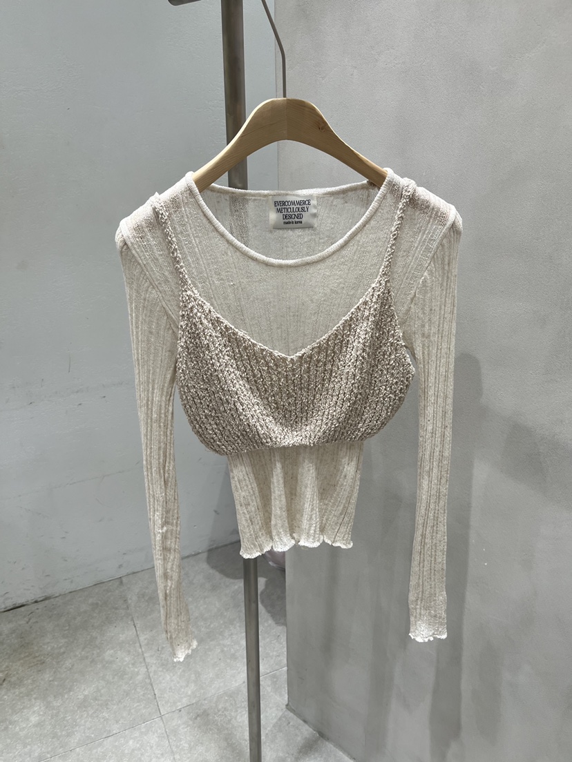 EVERCOMMERCE METICULOUSLY DESIGNED韓國直郵實拍女士新款推薦套裝EVERCOMMERCE METICULOUSLY DESIGNED套裝圖色1