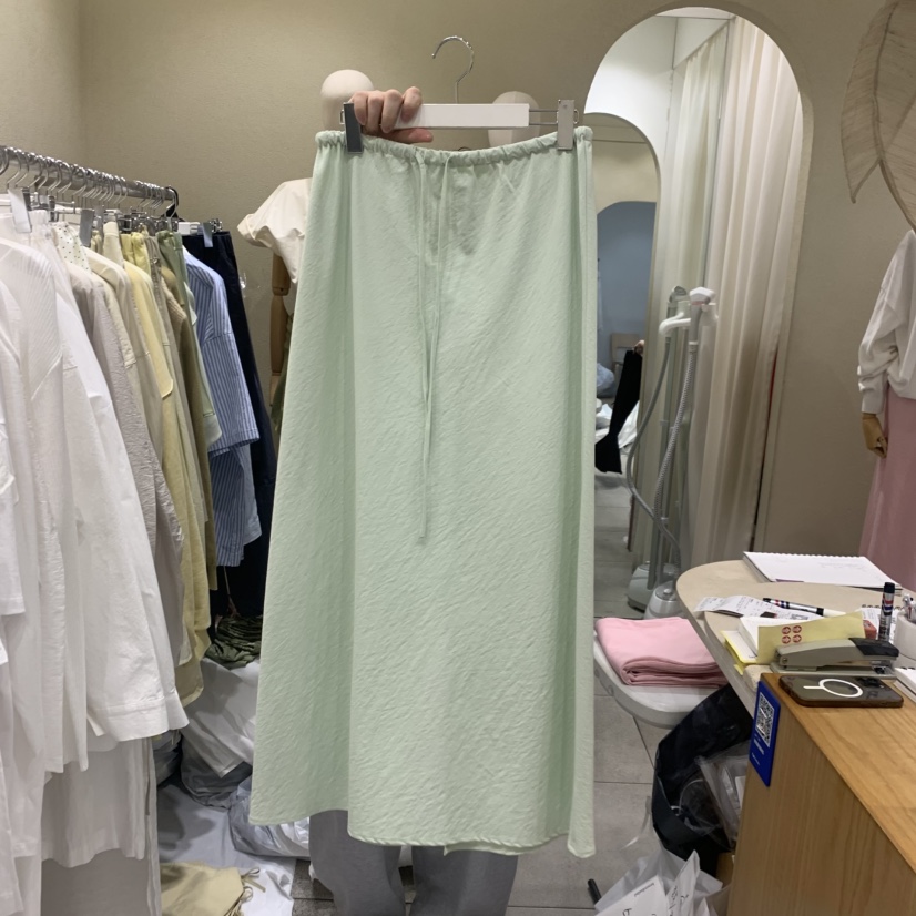 BROCCOLISALAD韓國直郵女裝新品熱賣人氣時尚推薦職業長裙BROCCOLISALAD長裙圖色1