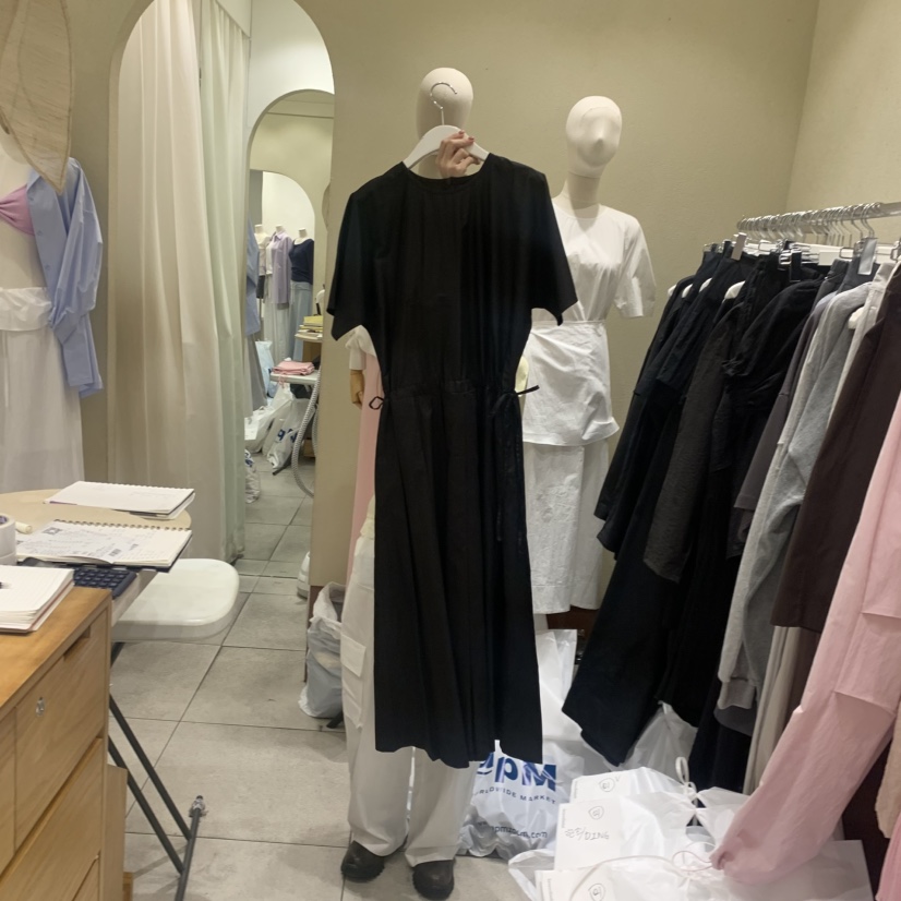 BROCCOLISALAD韓國直郵實拍女士新款推薦職業26夏季連衣裙BROCCOLISALAD連衣裙圖色2