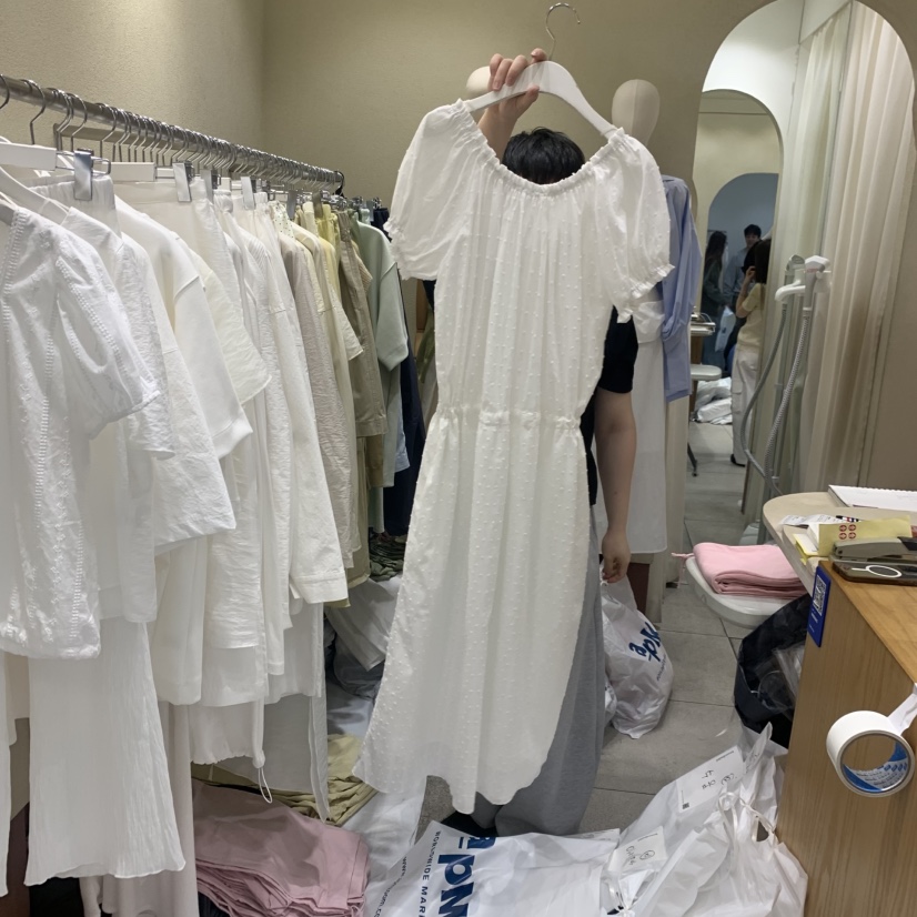 BROCCOLISALAD韓國東大門代購女士新品26夏季人氣推薦連衣裙BROCCOLISALAD連衣裙