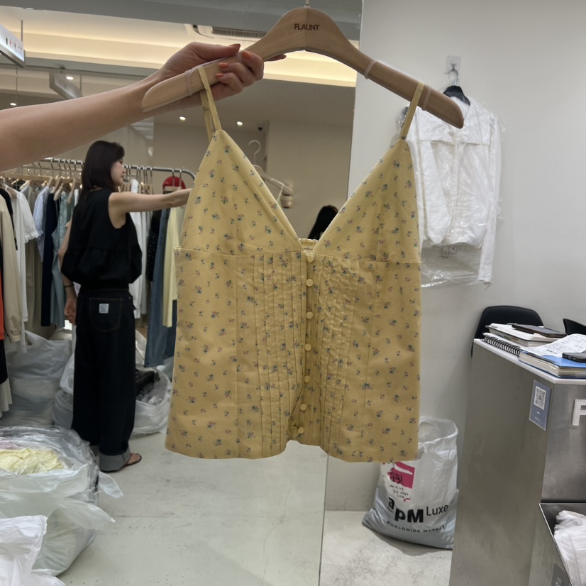 FLAUNT韓國東大門代購女裝新款熱賣職業吊帶背心花朵緊身FLAUNT吊帶/背心圖色3