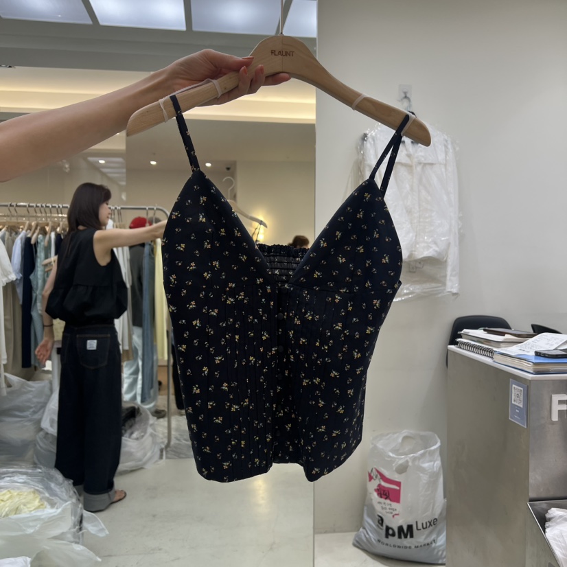 FLAUNT韓國東大門代購女裝新款熱賣職業吊帶背心花朵緊身FLAUNT吊帶/背心圖色4
