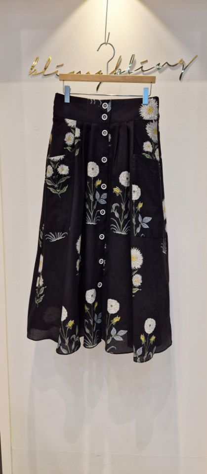 BLING BLING-S/RICO韓國東大門直郵女裝新款26夏季長裙BLING BLING-S/RICO長裙圖色2