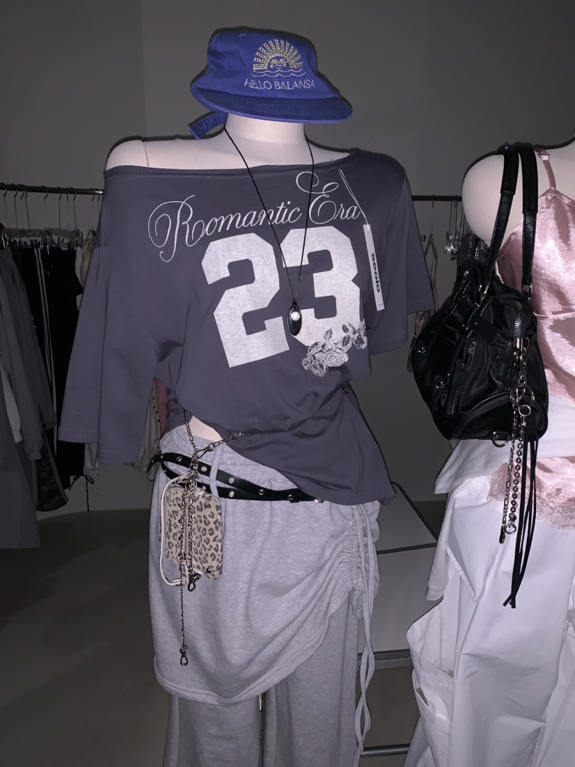 SEOLO韓國直郵女士新款26夏季休閑熱賣26春夏職業時尚T恤Seolo seoulT恤